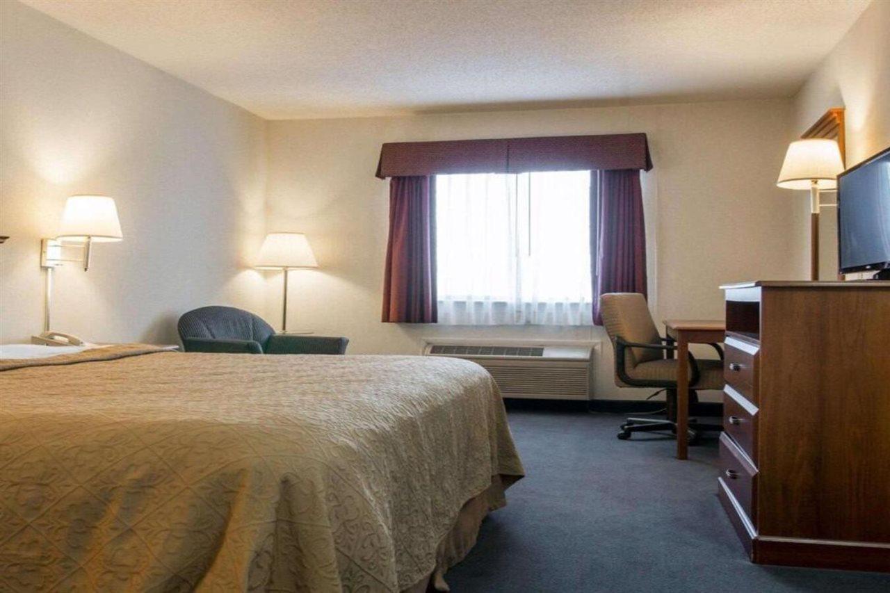 Quality Inn Hudsonville South Ngoại thất bức ảnh