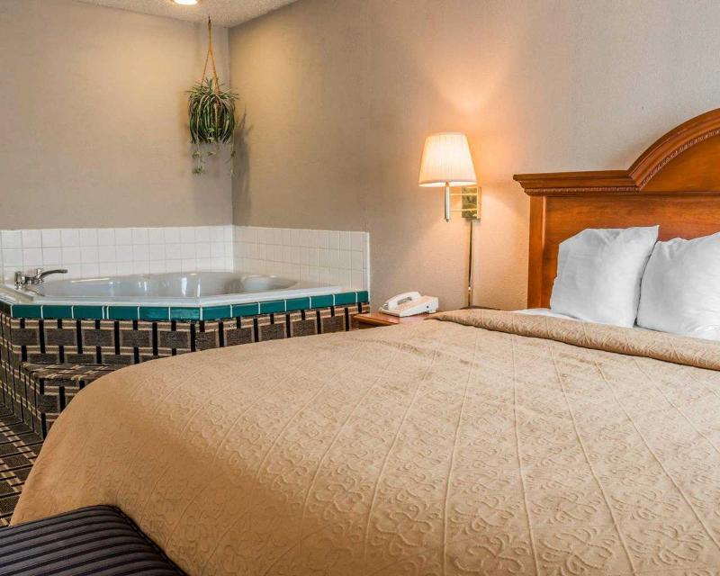 Quality Inn Hudsonville South Ngoại thất bức ảnh