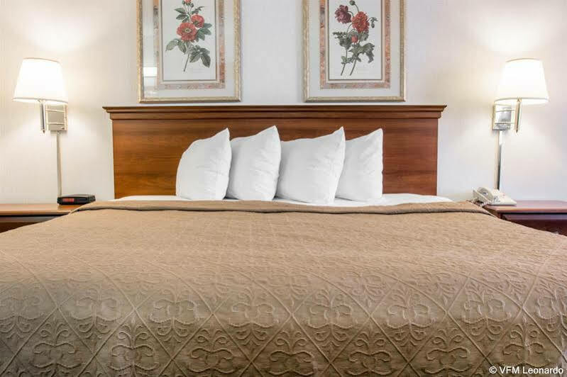 Quality Inn Hudsonville South Ngoại thất bức ảnh